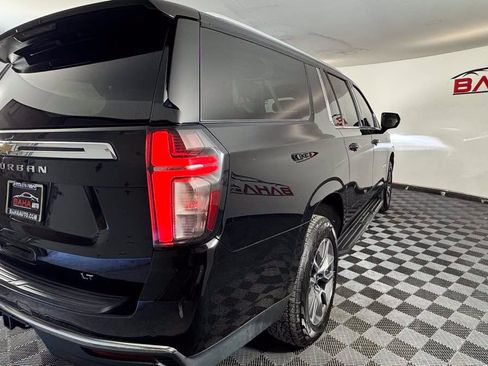 Used 2021 Chevrolet Suburban LT AWD/4WD image 7