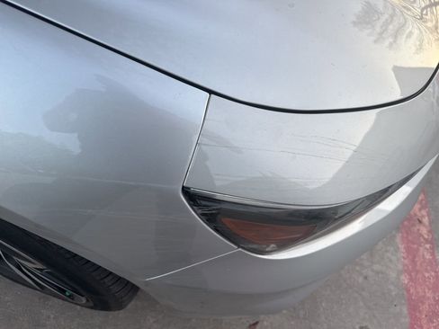 Used 2018 Chevrolet Malibu LT w/ Leather Package image 4