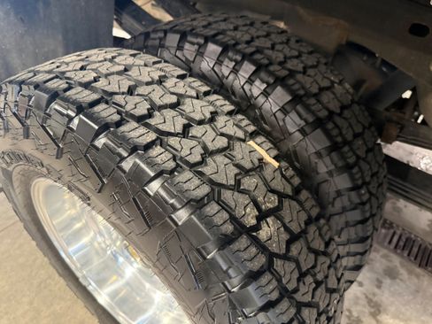 Used 2020 Chevrolet Silverado 3500 High Country w/ Gooseneck/5TH Wheel Package AWD/4WD image 24