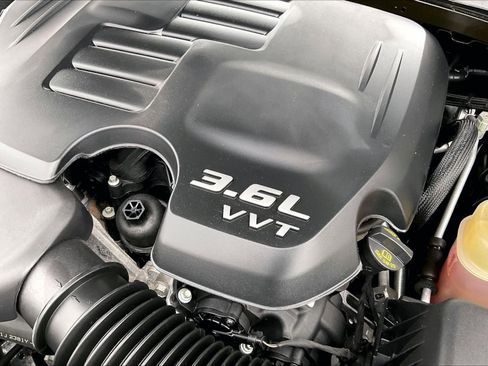 Used 2021 Dodge Charger SXT w/ Leather Interior Group image 34