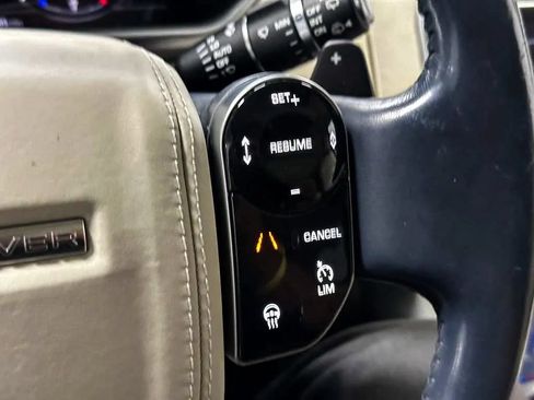Used 2019 Land Rover Range Rover Supercharged AWD/4WD image 30