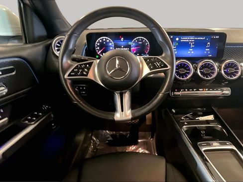 Used 2024 Mercedes-Benz GLB 250 image 5