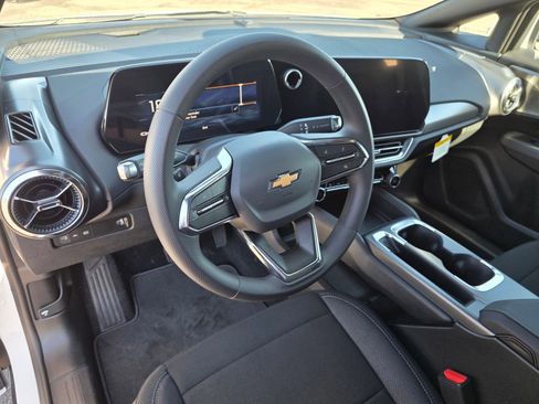 New 2026 Chevrolet Equinox EV LT w/ LPO, Blackout Package image 25