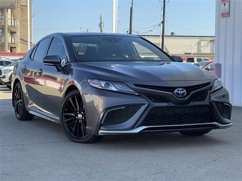 Used 2024 Toyota Camry XSE image 2