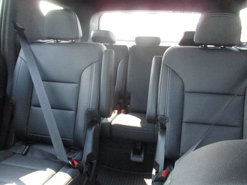 New 2026 Chevrolet Traverse LT w/ Driver Confidence Package image 14