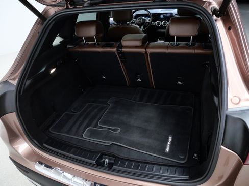 Certified 2022 Mercedes-Benz GLA 250 4MATIC image 6