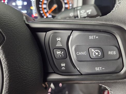 New 2026 Jeep Gladiator Rubicon w/ Safety Group AWD/4WD image 14