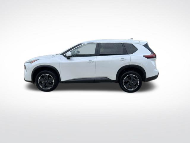 Used 2025 Nissan Rogue SV FWD image 6