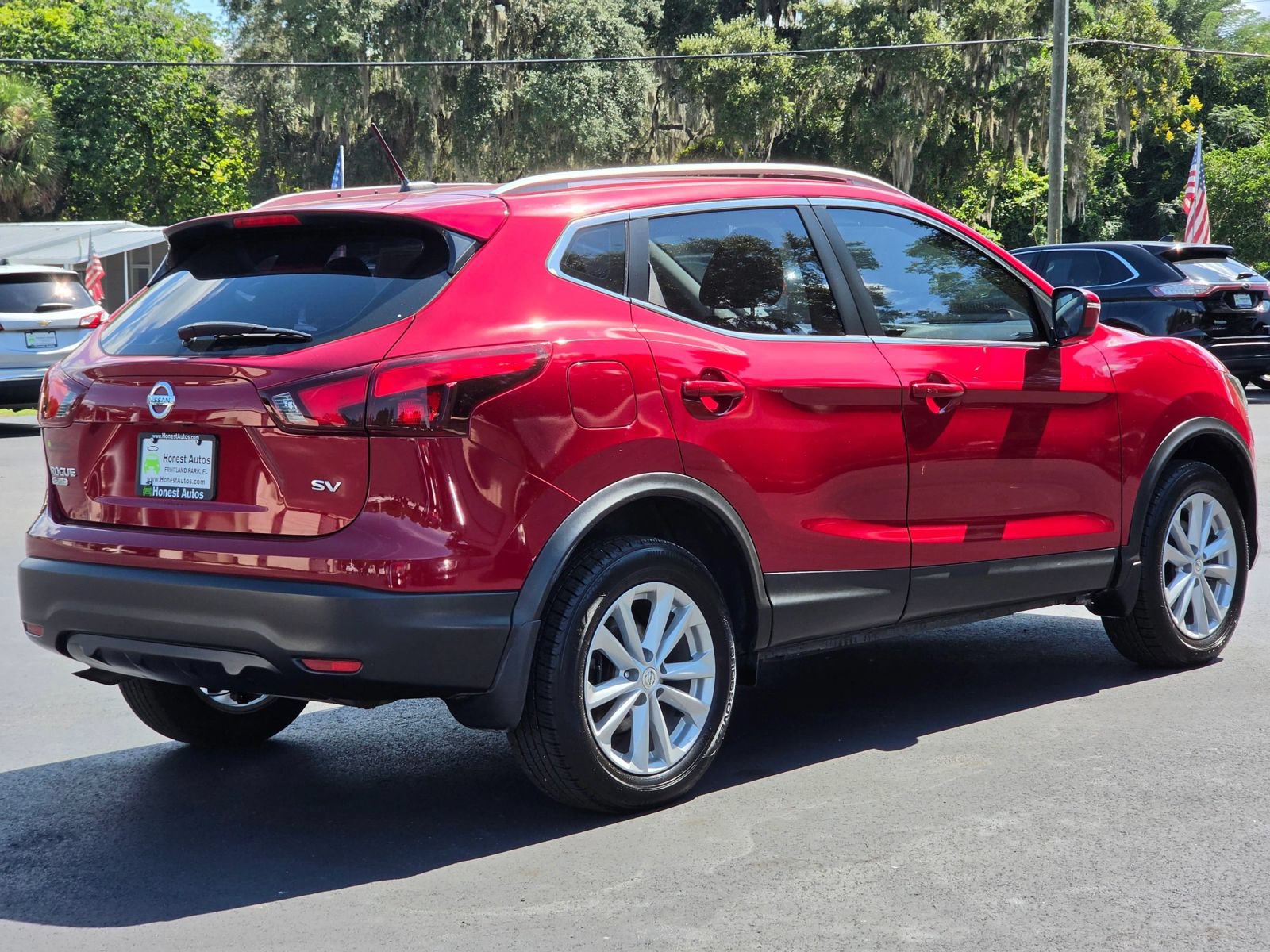 Used 2017 Nissan Rogue Sport SV FWD image 5