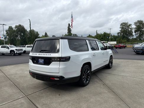 Used 2024 Jeep Grand Wagoneer L Series II w/ Quick Order Packagew 28T AWD/4WD image 6