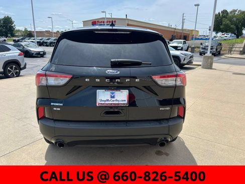 Used 2021 Ford Escape SE w/ SE Sport Appearance Package AWD/4WD image 11