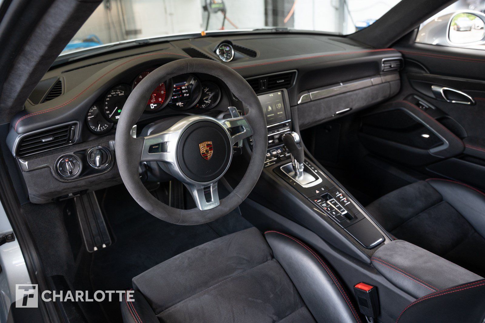 Used 2016 Porsche 911 Carrera GTS w/ GTS Interior Package RWD image 21