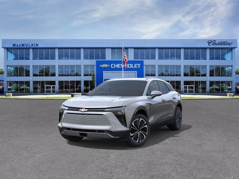 New 2025 Chevrolet Blazer EV LT image 8