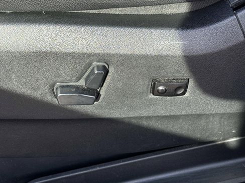 Used 2019 Dodge Grand Caravan GT image 20