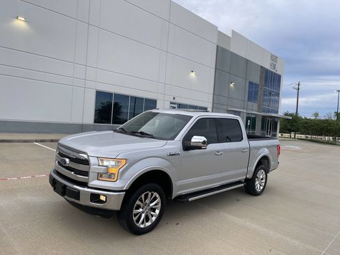 Used 2015 Ford F150 Lariat w/ Equipment Group 502A Luxury image 1