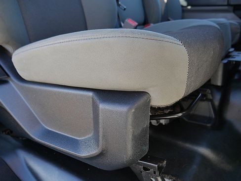 Used 2016 Ford F150 XL image 40