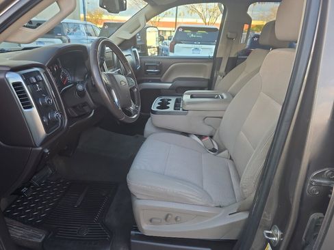 Used 2015 Chevrolet Silverado 2500 LT w/ LT Convenience Package image 17