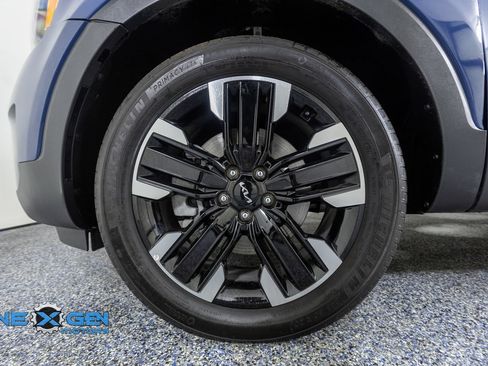 Used 2025 Kia Telluride SX w/ SX Captain's Chair Package AWD/4WD image 50