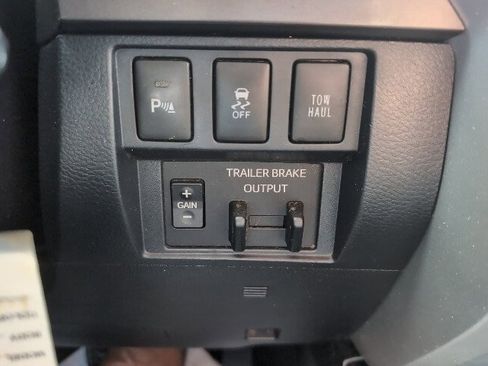 Used 2019 Toyota Tundra SR5 image 26