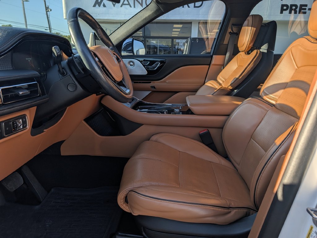 Used 2021 Lincoln Aviator Black Label w/ Dynamic Handling Package AWD/4WD image 26