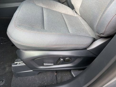 New 2026 Ford Explorer Active image 9