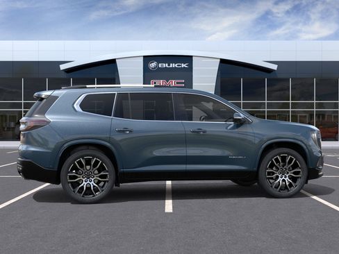 Used 2026 GMC Acadia Denali Ultimate FWD image 37