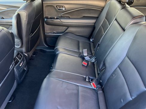 Used 2022 Honda Pilot Special Edition image 12