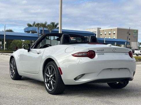 Used 2016 MAZDA MX-5 Miata Grand Touring image 5
