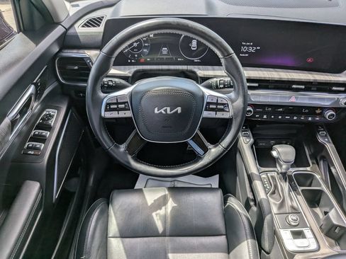 Certified 2024 Kia Telluride SX FWD image 16