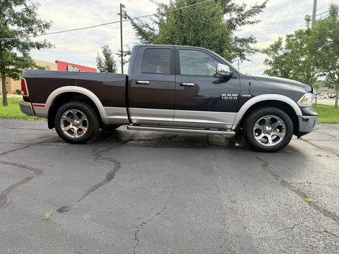 Used 2013 RAM 1500 Laramie AWD/4WD image 8