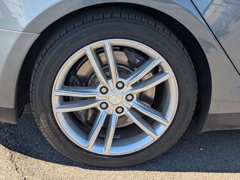 Used 2013 Tesla Model S image 10