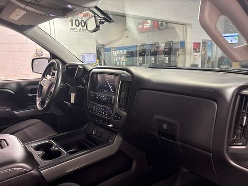 Used 2017 Chevrolet Silverado 1500 LT w/ All Star Edition AWD/4WD image 31