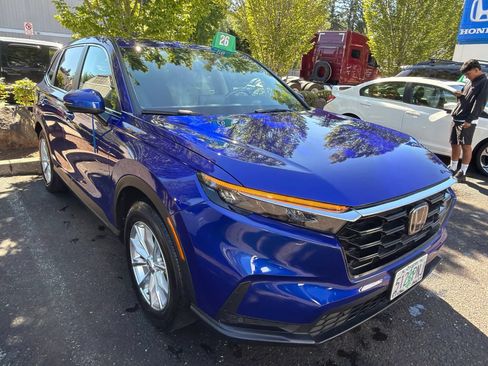 Used 2024 Honda CR-V EX-L image 2