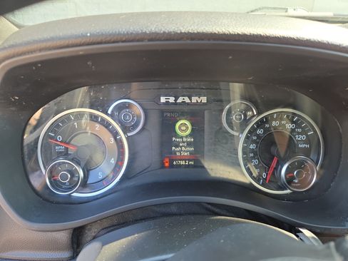 Used 2024 RAM 2500 Big Horn w/ Off Road Package AWD/4WD image 10