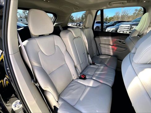 Used 2023 Volvo XC90 B6 Plus w/ Protection Package Premier image 19