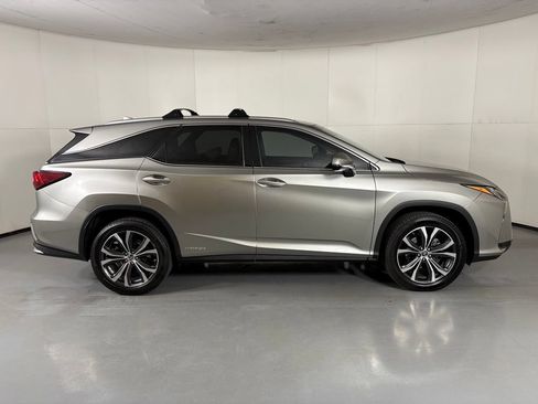 Used 2018 Lexus RX 450hL Premium w/ Premium Package AWD/4WD image 9