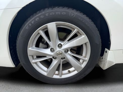 Used 2015 Nissan Altima 2.5 SL w/ Moonroof Package FWD image 31