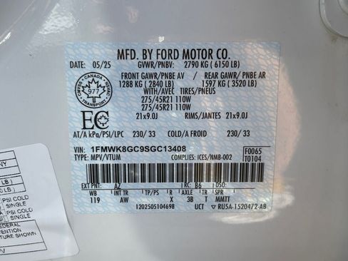 Used 2025 Ford Explorer ST AWD/4WD image 36