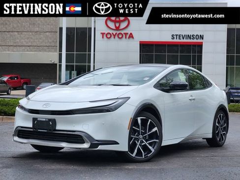 Used 2024 Toyota Prius Prime FWD image 1