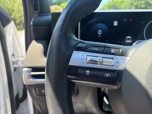 Used 2025 Hyundai Santa Cruz Limited AWD/4WD image 18