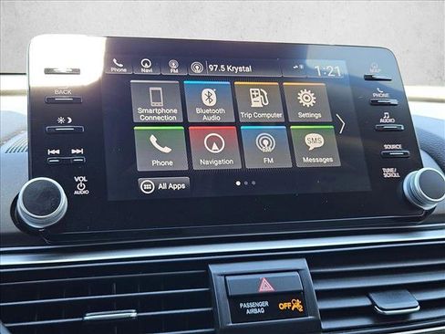 Used 2019 Honda Accord Touring image 18