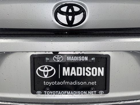 New 2026 Toyota Corolla SE image 32