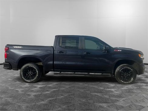 Used 2022 Chevrolet Silverado 1500 LT Trail Boss image 6