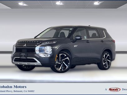 Used 2024 Mitsubishi Outlander 4WD Plug-In Hybrid