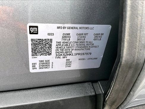Used 2023 GMC Yukon XL AT4 w/ AT4 Premium Package AWD/4WD image 21