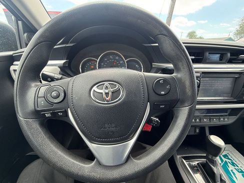 Used 2016 Toyota Corolla LE FWD image 14