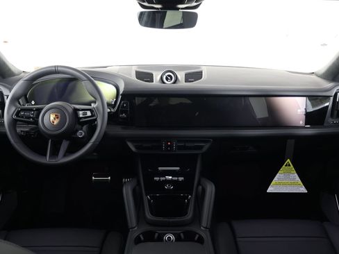 New 2026 Porsche Cayenne GTS AWD/4WD image 11