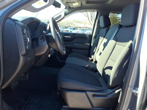 Used 2022 Chevrolet Silverado 1500 Custom image 17