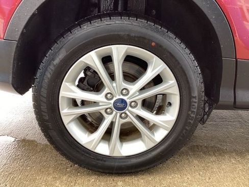 Used 2019 Ford Escape SE image 8