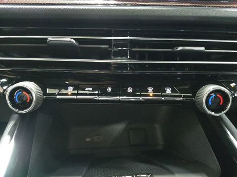 New 2026 Chevrolet Traverse Z71 image 23